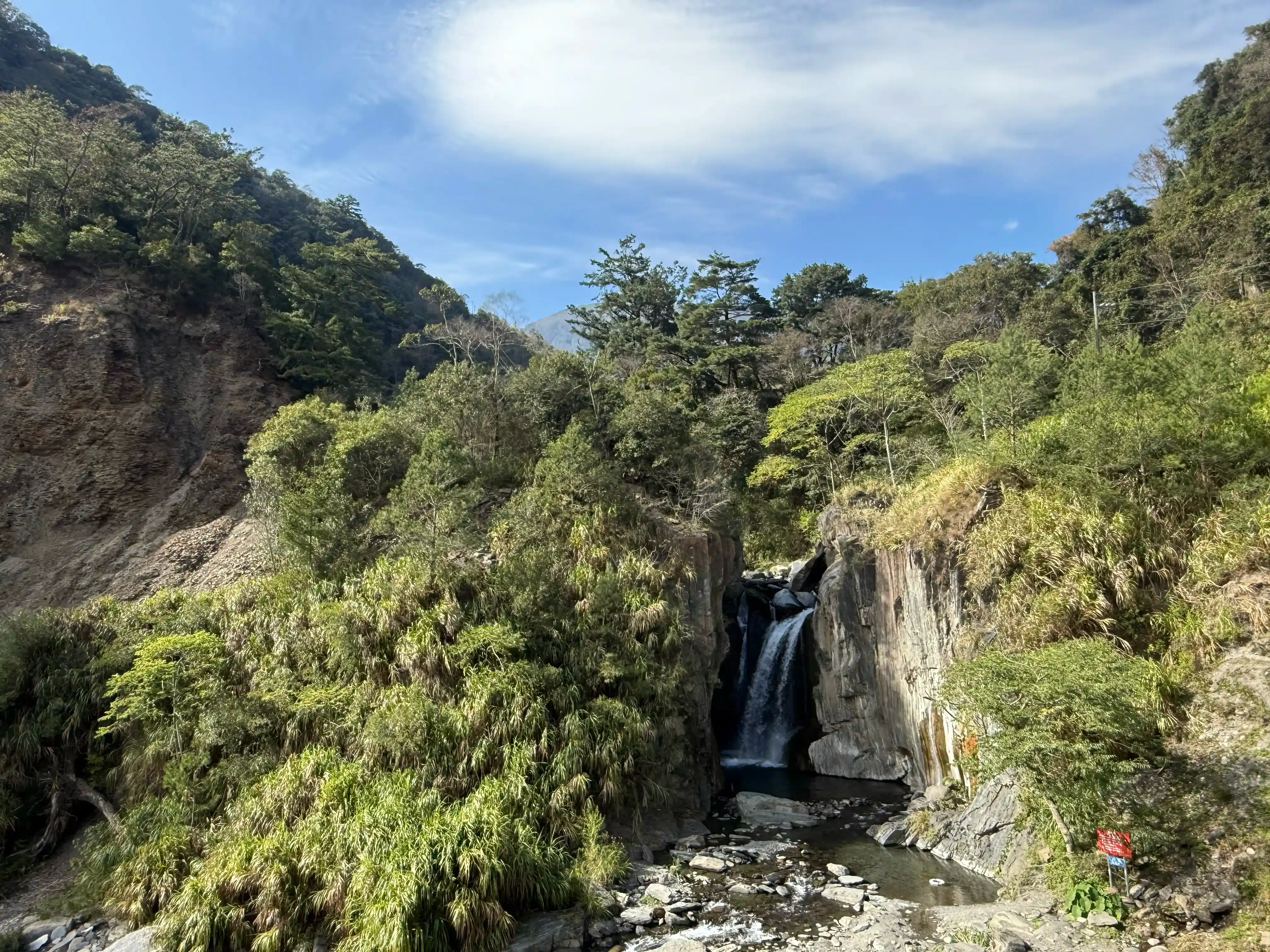 【8人小巴】帖比倫～夢谷瀑布、梨山風情(探秘2日遊)